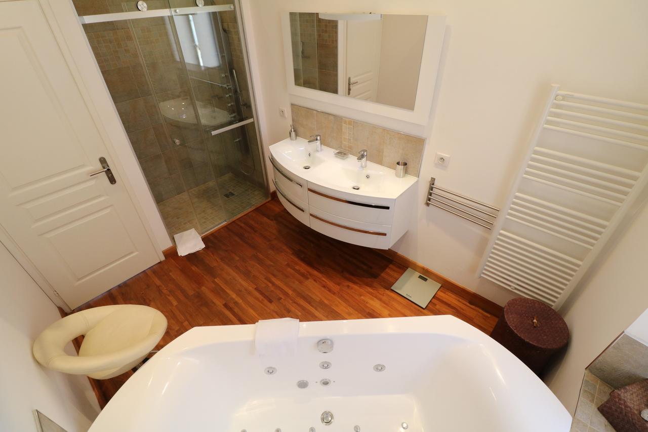 Luxury 1 Bedroom Quai St Pierre 2 Mins From The Palais & Croisette 269 Канны Экстерьер фото